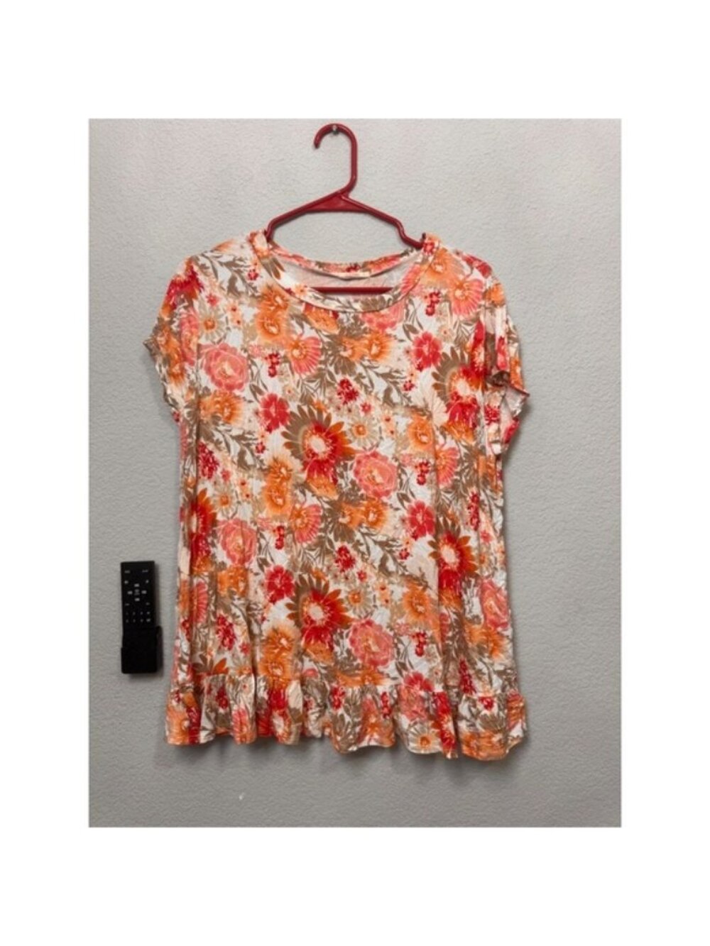 e. Luna‎ Floral Ruffle Hem Top Women's Large Orange Brown Short Sleeve